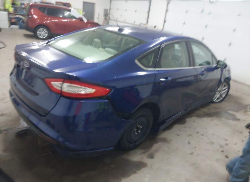 Photo 4 of 2015 Ford Fusion SE (VIN 3FA6P0H77FR301645)