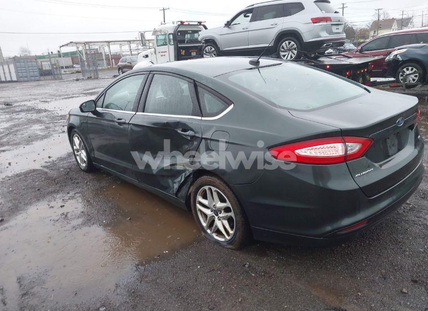 Photo 3 of 2015 Ford Fusion SE (VIN 3FA6P0H77FR302388)