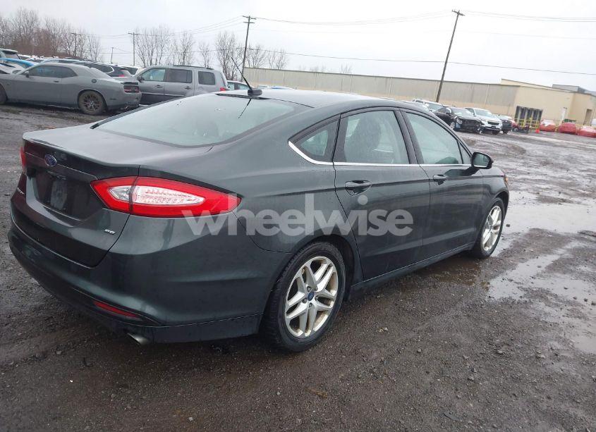 Photo 4 of 2015 Ford Fusion SE (VIN 3FA6P0H77FR302388)