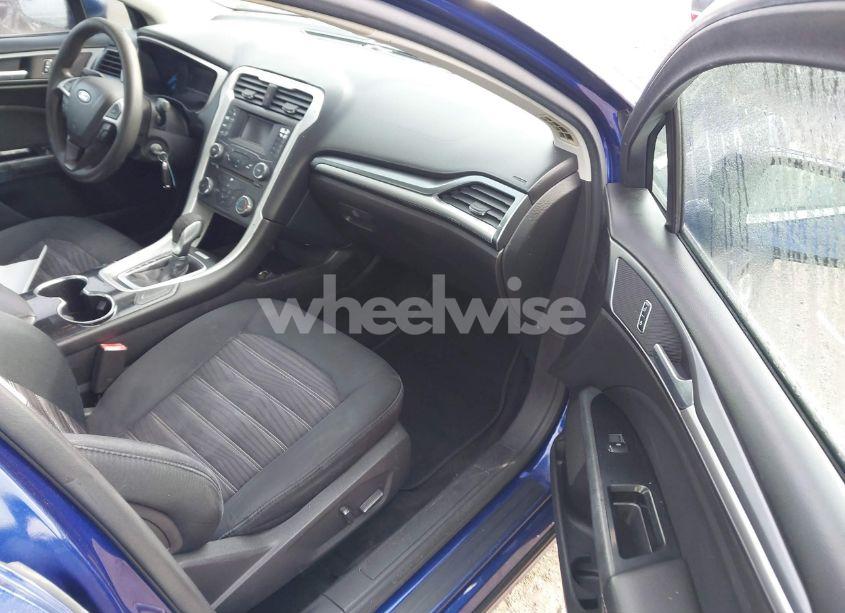 Photo 5 of 2016 Ford Fusion SE (VIN 3FA6P0H77GR125679)