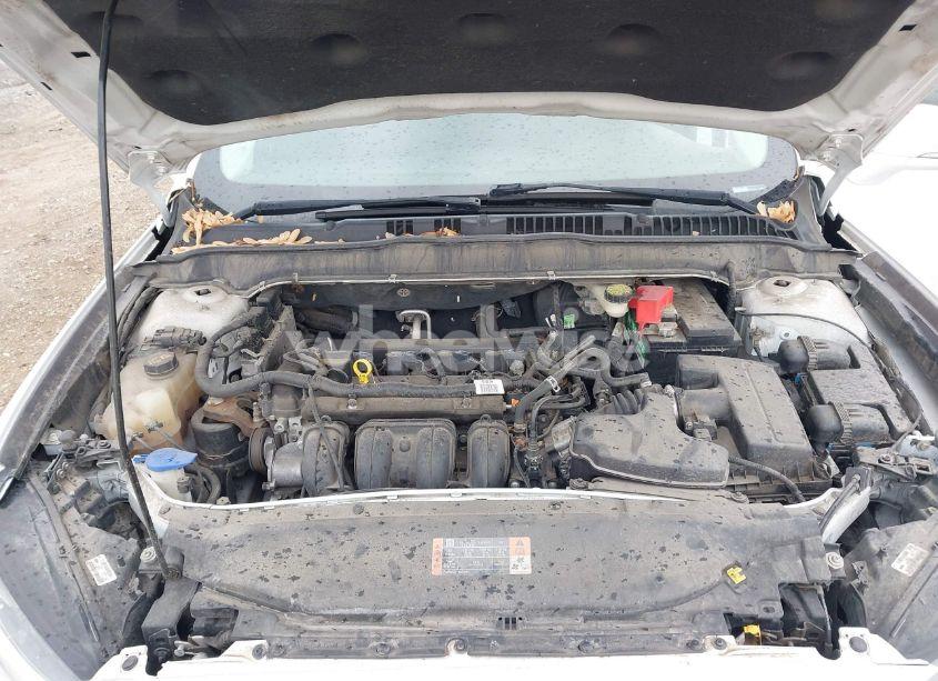 Photo 10 of 2016 Ford Fusion SE (VIN 3FA6P0H77GR140327)