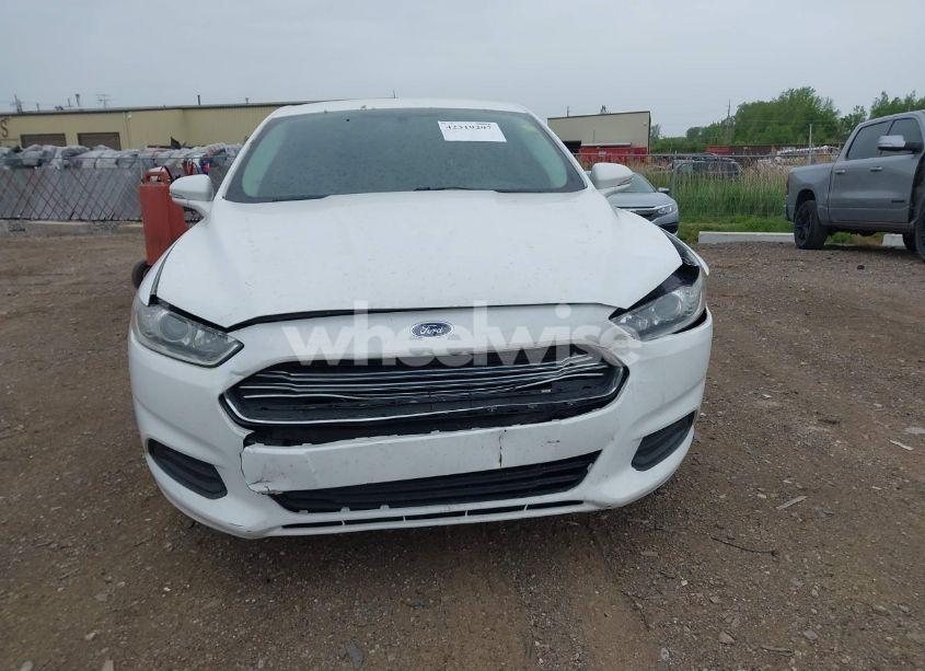 Photo 12 of 2016 Ford Fusion SE (VIN 3FA6P0H77GR140327)