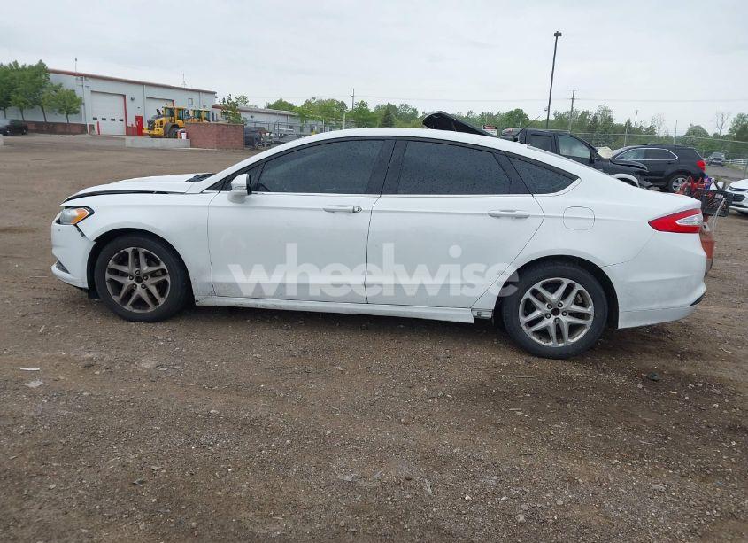 Photo 14 of 2016 Ford Fusion SE (VIN 3FA6P0H77GR140327)