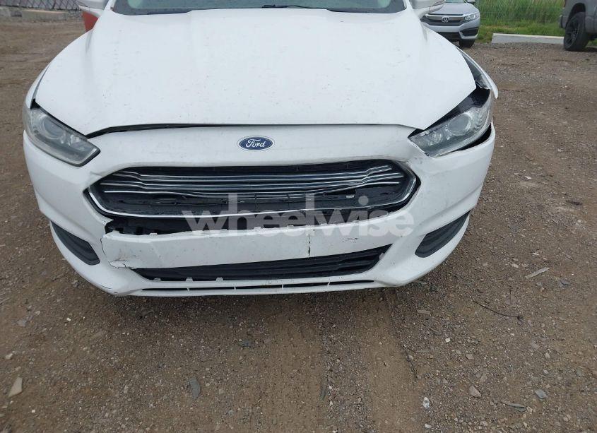 Photo 6 of 2016 Ford Fusion SE (VIN 3FA6P0H77GR140327)