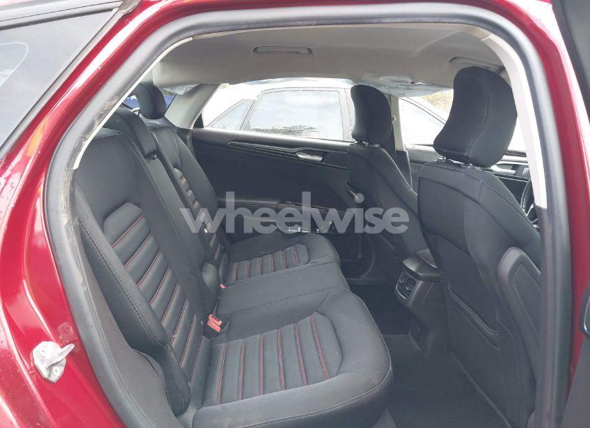 Photo 8 of 2016 Ford Fusion SE (VIN 3FA6P0H77GR162571)