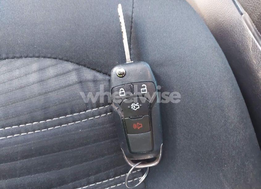 Photo 11 of 2016 Ford Fusion SE (VIN 3FA6P0H77GR200106)