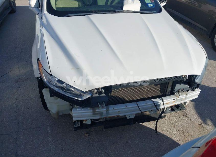 Photo 6 of 2016 Ford Fusion SE (VIN 3FA6P0H77GR224261)