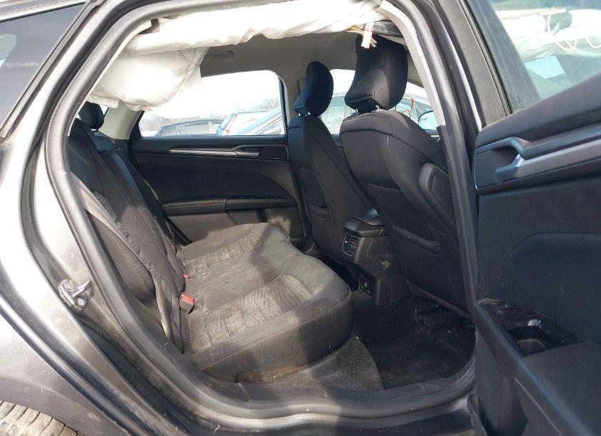 Photo 8 of 2016 Ford Fusion SE (VIN 3FA6P0H77GR310508)