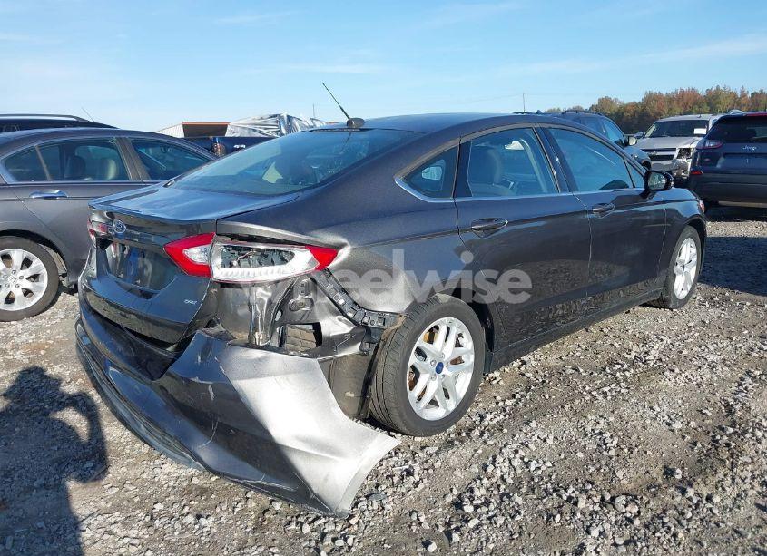 Photo 4 of 2016 Ford Fusion SE (VIN 3FA6P0H77GR319015)