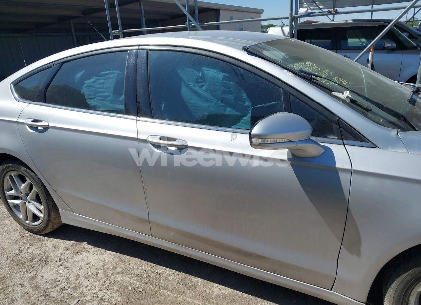 Photo 13 of 2016 Ford Fusion SE (VIN 3FA6P0H77GR365475)