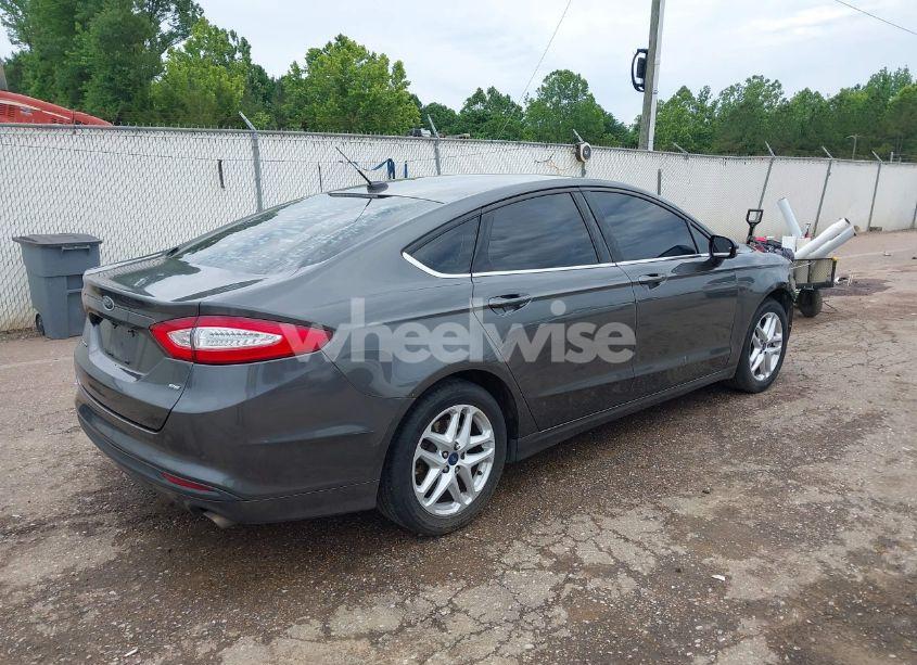 Photo 4 of 2016 Ford Fusion SE (VIN 3FA6P0H77GR367727)