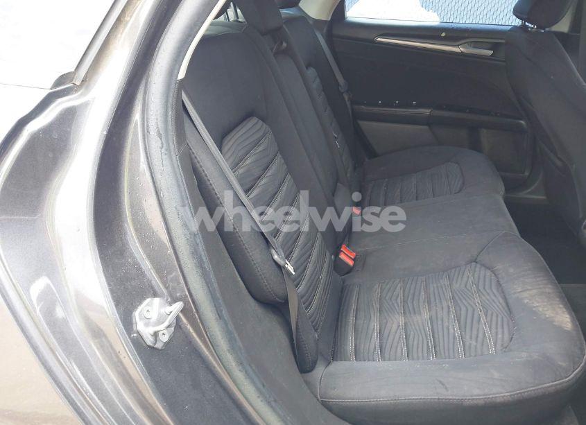 Photo 8 of 2016 Ford Fusion SE (VIN 3FA6P0H77GR367727)