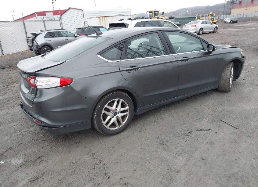 Photo 4 of 2016 Ford Fusion SE (VIN 3FA6P0H77GR373916)