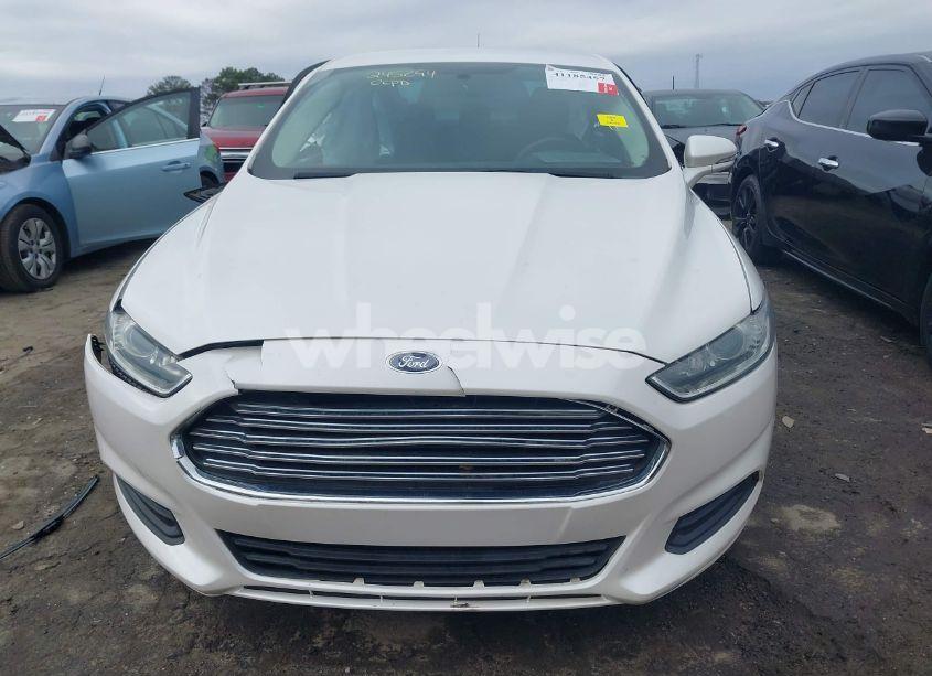 Photo 12 of 2016 Ford Fusion SE (VIN 3FA6P0H77GR390635)