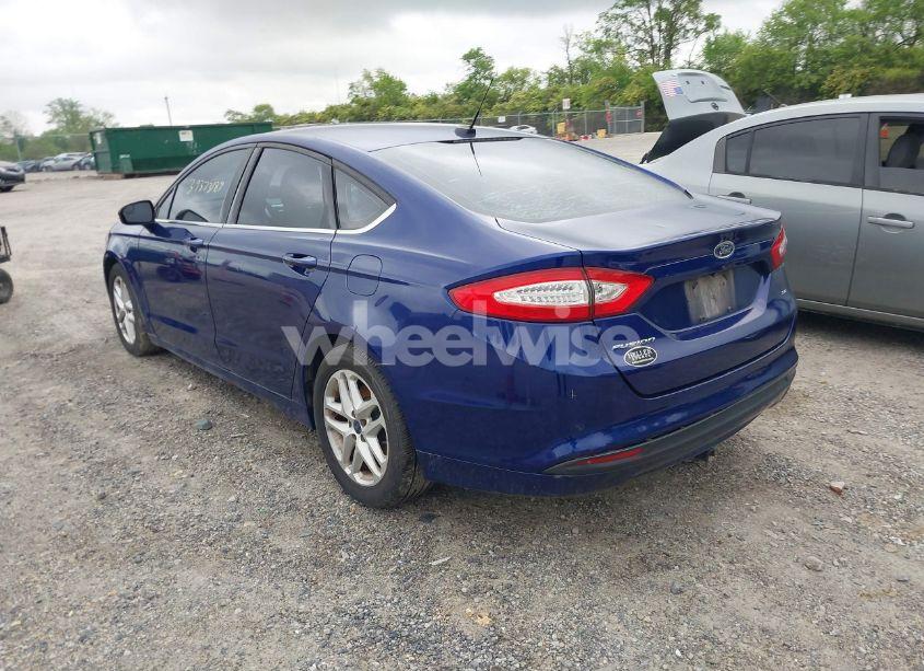 Photo 3 of 2016 Ford Fusion SE (VIN 3FA6P0H77GR403058)