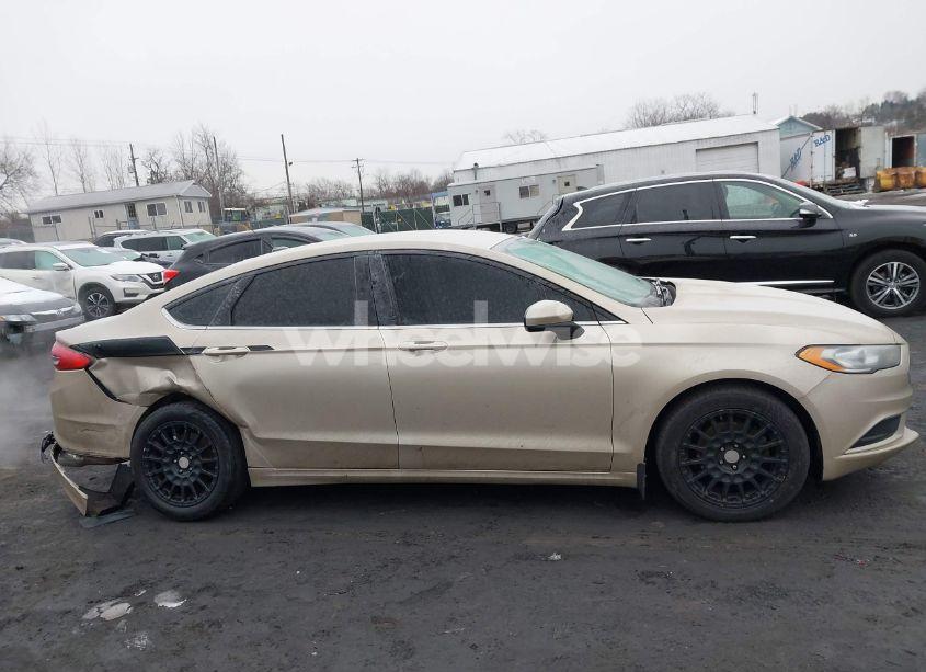 Photo 13 of 2017 Ford Fusion SE (VIN 3FA6P0H77HR107507)