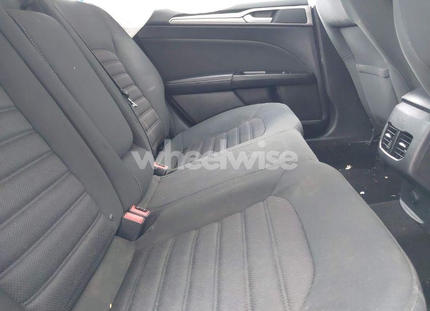 Photo 8 of 2017 Ford Fusion SE (VIN 3FA6P0H77HR125893)