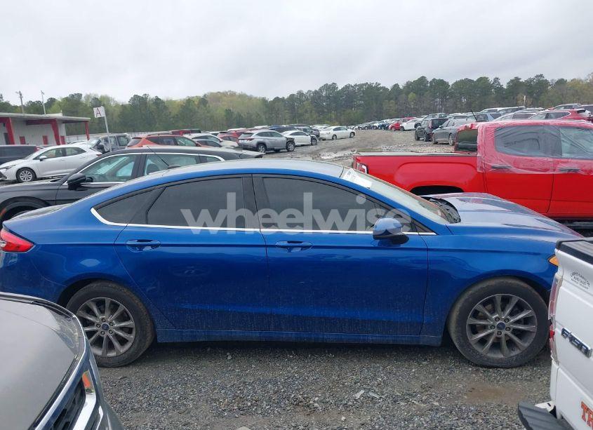 Photo 12 of 2017 Ford Fusion SE (VIN 3FA6P0H77HR309263)