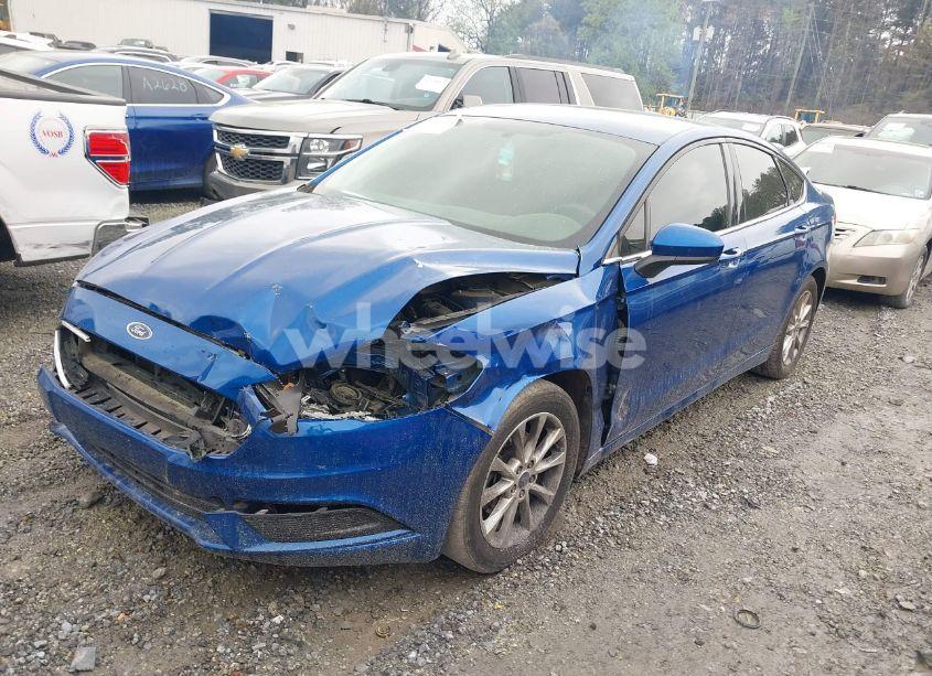 Photo 2 of 2017 Ford Fusion SE (VIN 3FA6P0H77HR309263)