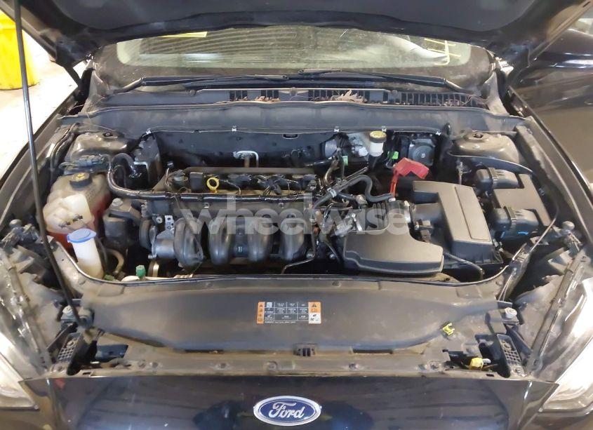 Photo 10 of 2017 Ford Fusion SE (VIN 3FA6P0H77HR383086)