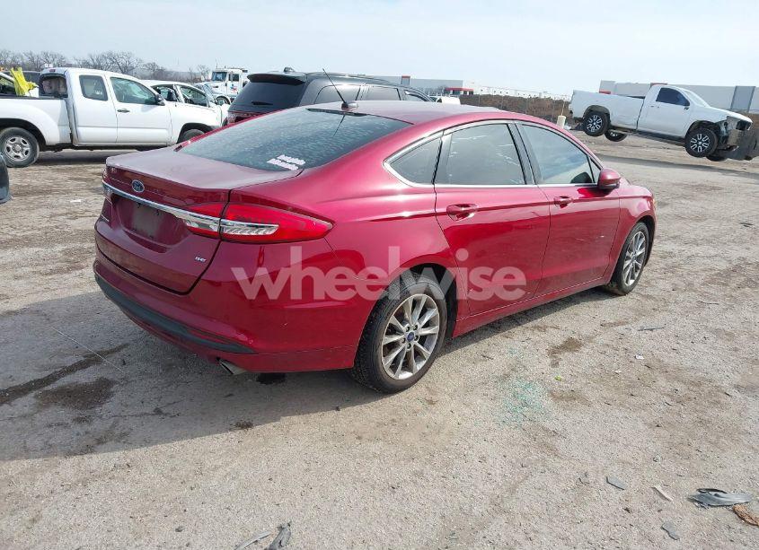 Photo 4 of 2017 Ford Fusion SE (VIN 3FA6P0H77HR416183)