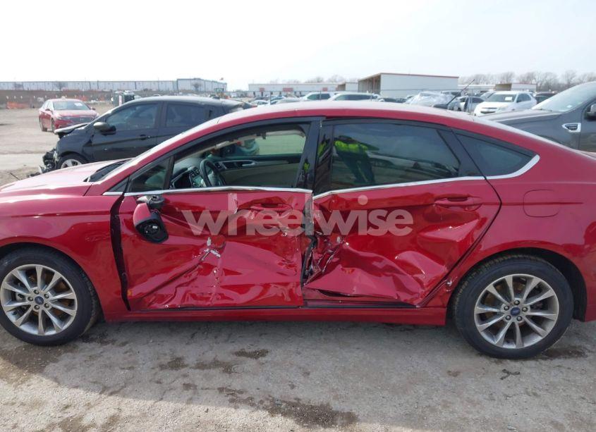 Photo 6 of 2017 Ford Fusion SE (VIN 3FA6P0H77HR416183)