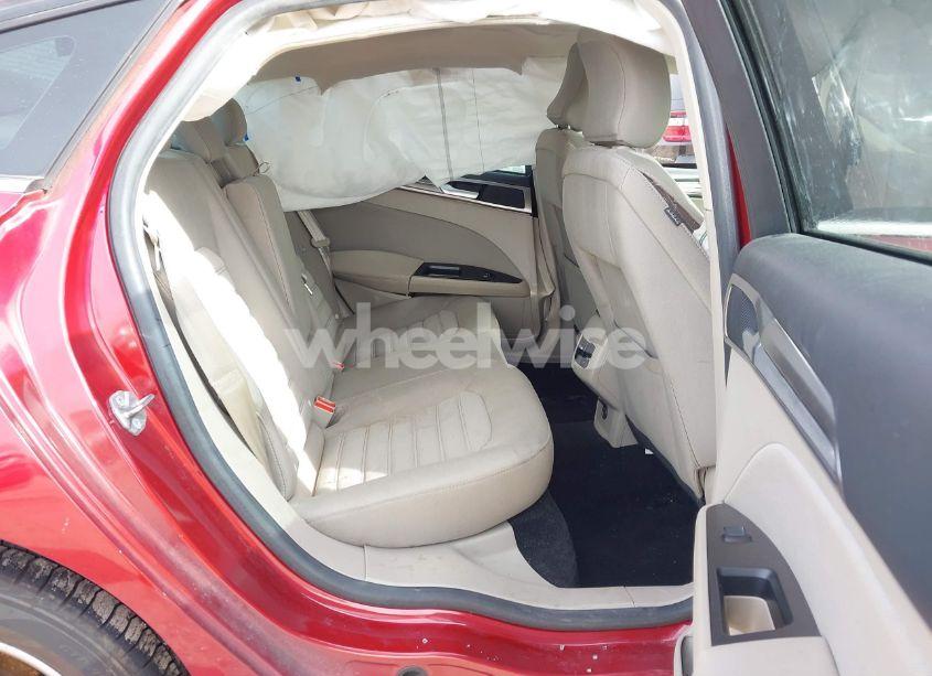 Photo 8 of 2017 Ford Fusion SE (VIN 3FA6P0H77HR416183)