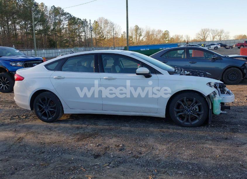 Photo 14 of 2018 Ford Fusion SE (VIN 3FA6P0H77JR108212)
