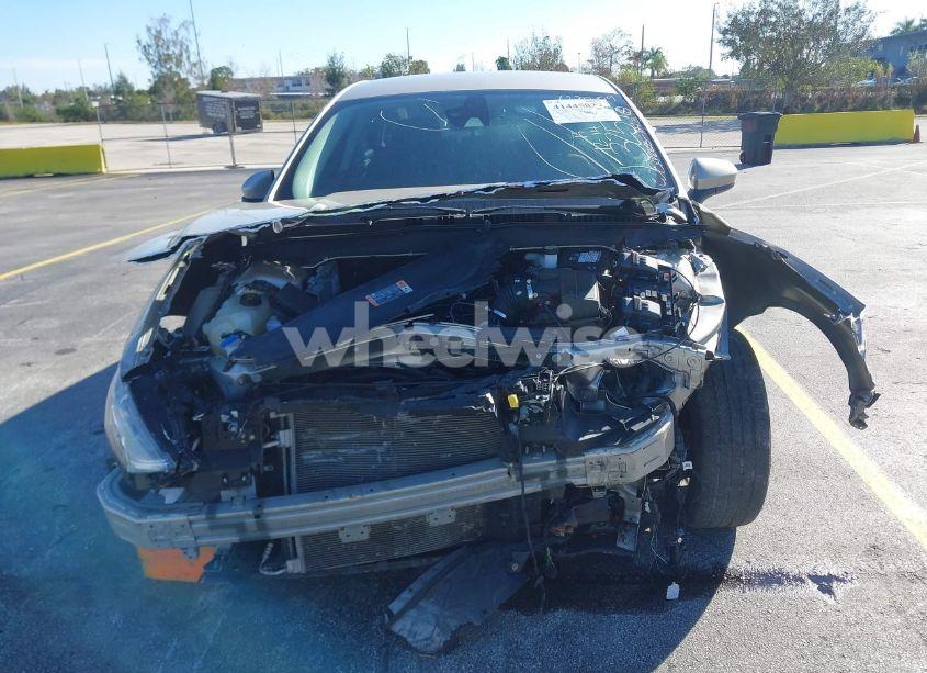 Photo 12 of 2019 Ford Fusion SE (VIN 3FA6P0H77KR123259)