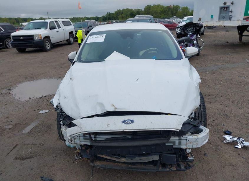 Photo 12 of 2019 Ford Fusion SE (VIN 3FA6P0H77KR210000)