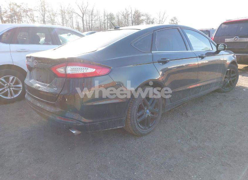 Photo 4 of 2013 Ford Fusion SE (VIN 3FA6P0H78DR203236)