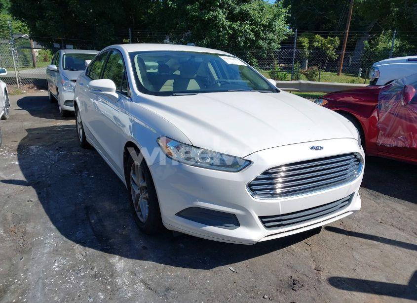 2013 Ford Fusion SE (VIN 3FA6P0H78DR211420) main photo
