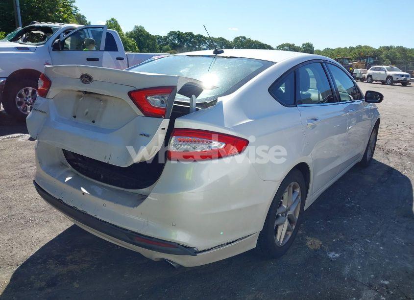 Photo 4 of 2013 Ford Fusion SE (VIN 3FA6P0H78DR211420)