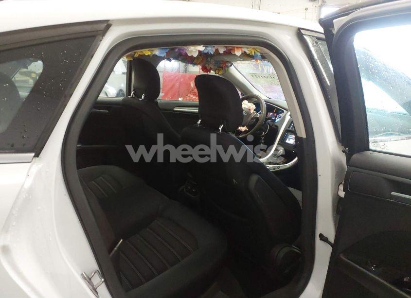 Photo 8 of 2013 Ford Fusion SE (VIN 3FA6P0H78DR268040)