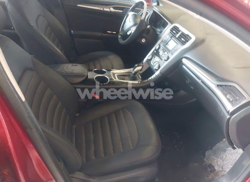 Photo 5 of 2013 Ford Fusion SE (VIN 3FA6P0H78DR280169)