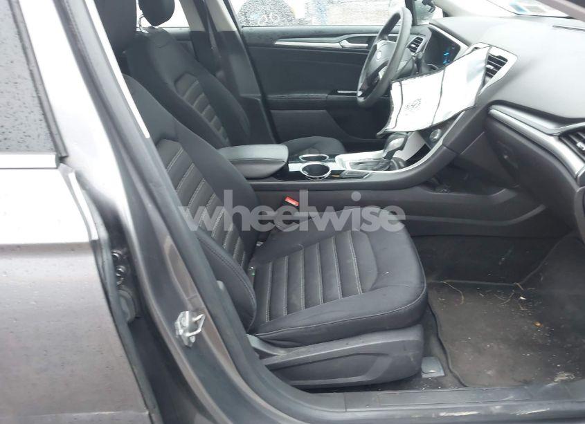 Photo 5 of 2013 Ford Fusion SE (VIN 3FA6P0H78DR289910)