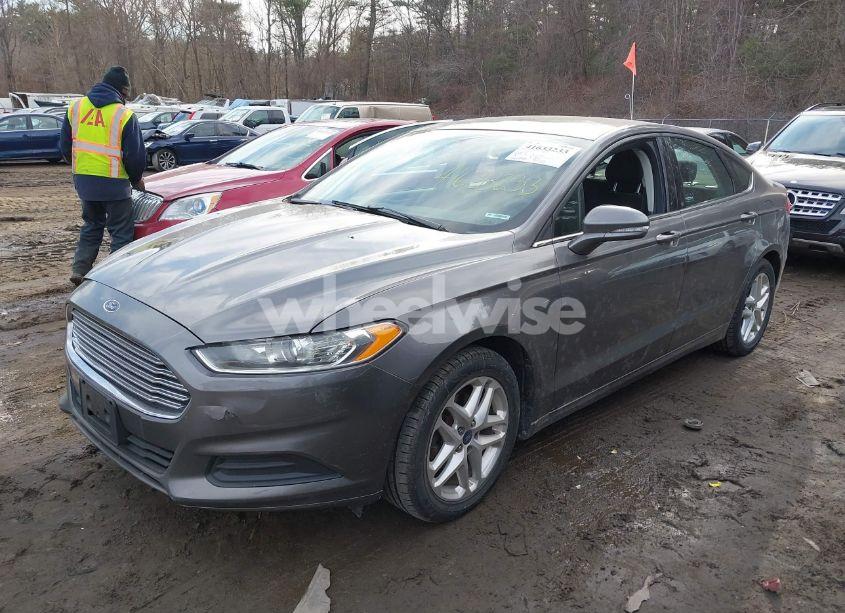 Photo 2 of 2013 Ford Fusion SE (VIN 3FA6P0H78DR316555)