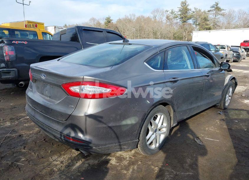 Photo 4 of 2013 Ford Fusion SE (VIN 3FA6P0H78DR316555)