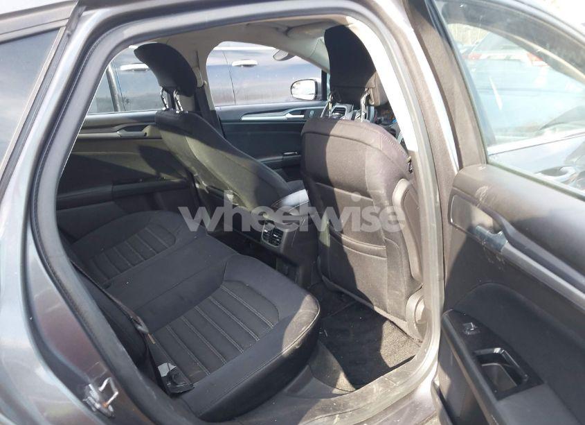 Photo 8 of 2013 Ford Fusion SE (VIN 3FA6P0H78DR316555)