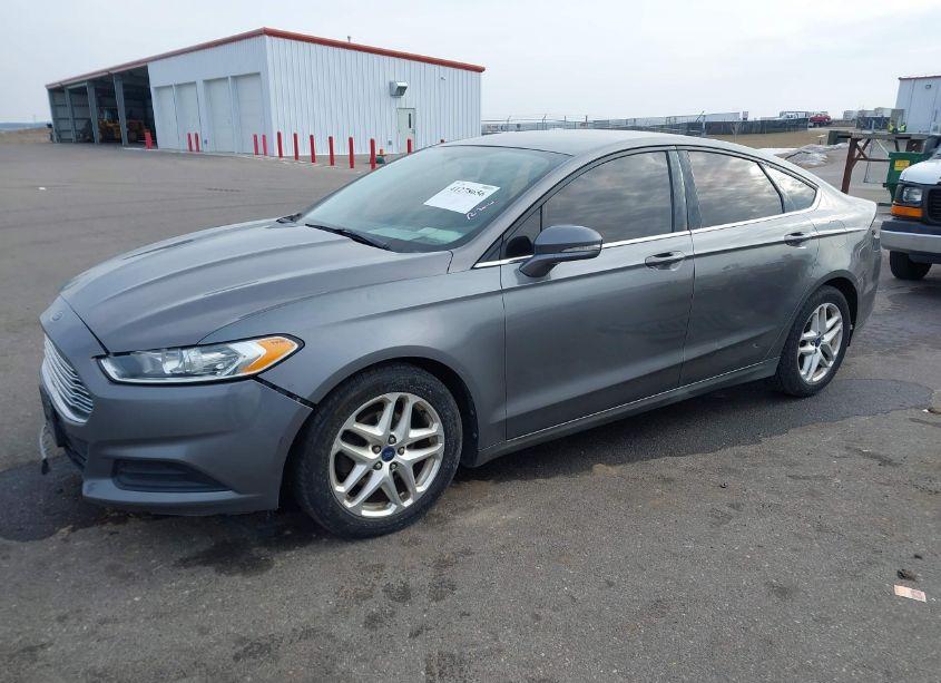 Photo 2 of 2013 Ford Fusion SE (VIN 3FA6P0H78DR319570)