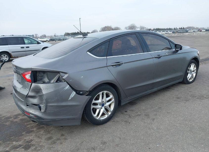 Photo 4 of 2013 Ford Fusion SE (VIN 3FA6P0H78DR319570)