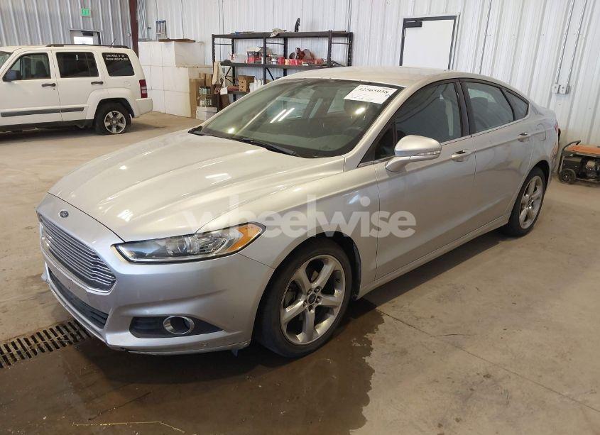 Photo 2 of 2013 Ford Fusion SE (VIN 3FA6P0H78DR361656)