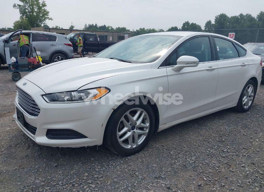 Photo 2 of 2014 Ford Fusion SE (VIN 3FA6P0H78ER161412)