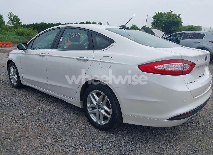 Photo 3 of 2014 Ford Fusion SE (VIN 3FA6P0H78ER161412)