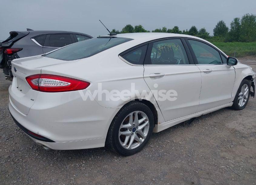 Photo 4 of 2014 Ford Fusion SE (VIN 3FA6P0H78ER161412)