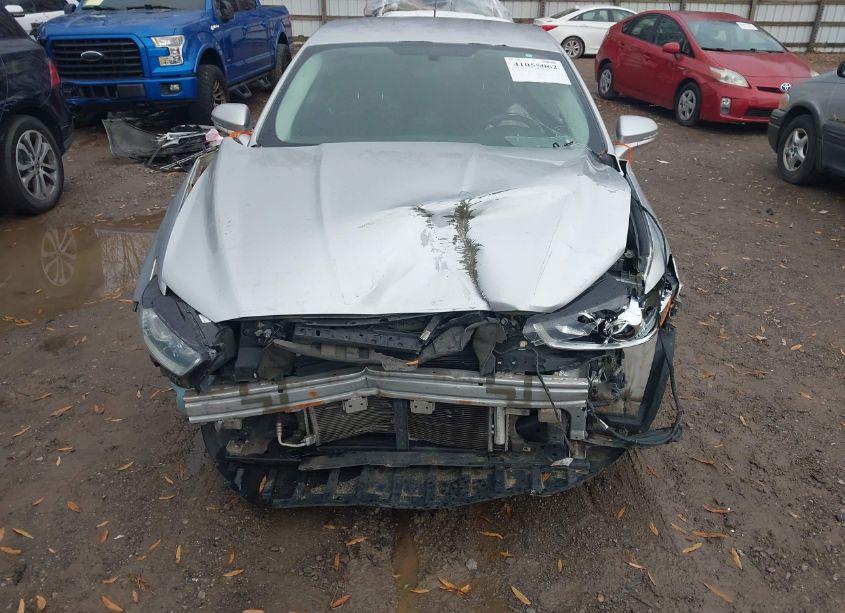 Photo 10 of 2014 Ford Fusion SE (VIN 3FA6P0H78ER322762)