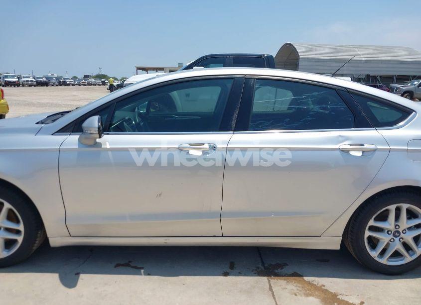 Photo 15 of 2014 Ford Fusion SE (VIN 3FA6P0H78ER336709)