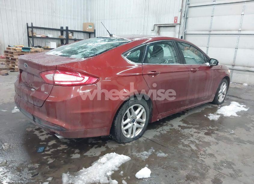 Photo 4 of 2014 Ford Fusion SE (VIN 3FA6P0H78ER378314)
