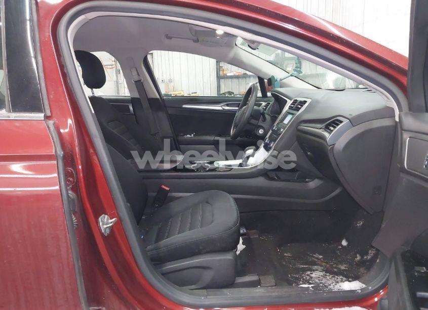 Photo 5 of 2014 Ford Fusion SE (VIN 3FA6P0H78ER378314)