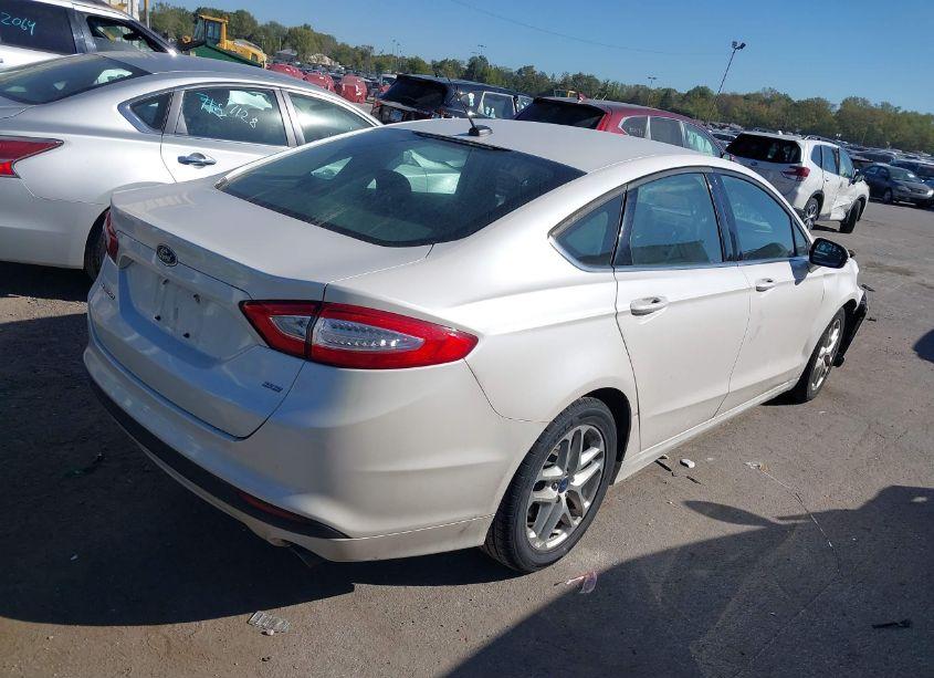 Photo 4 of 2014 Ford Fusion SE (VIN 3FA6P0H78ER389510)